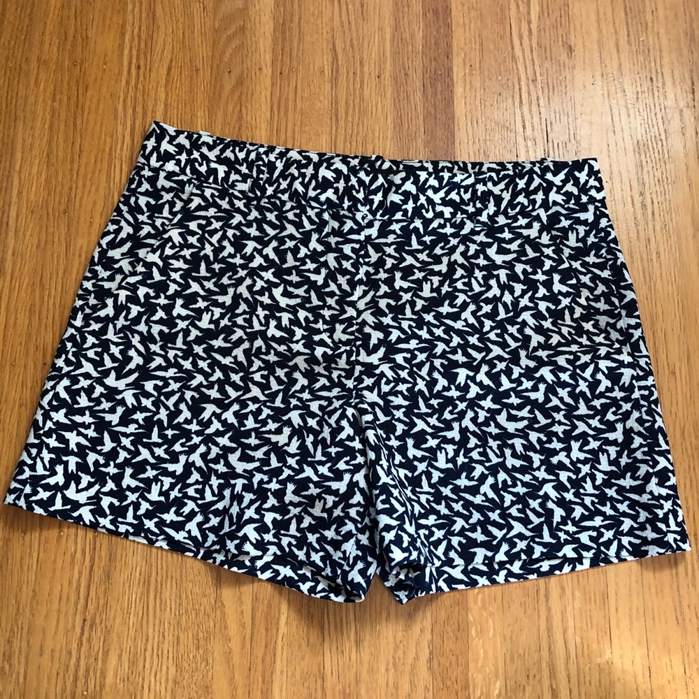 Zara Basic navy blue white patterned shorts xs